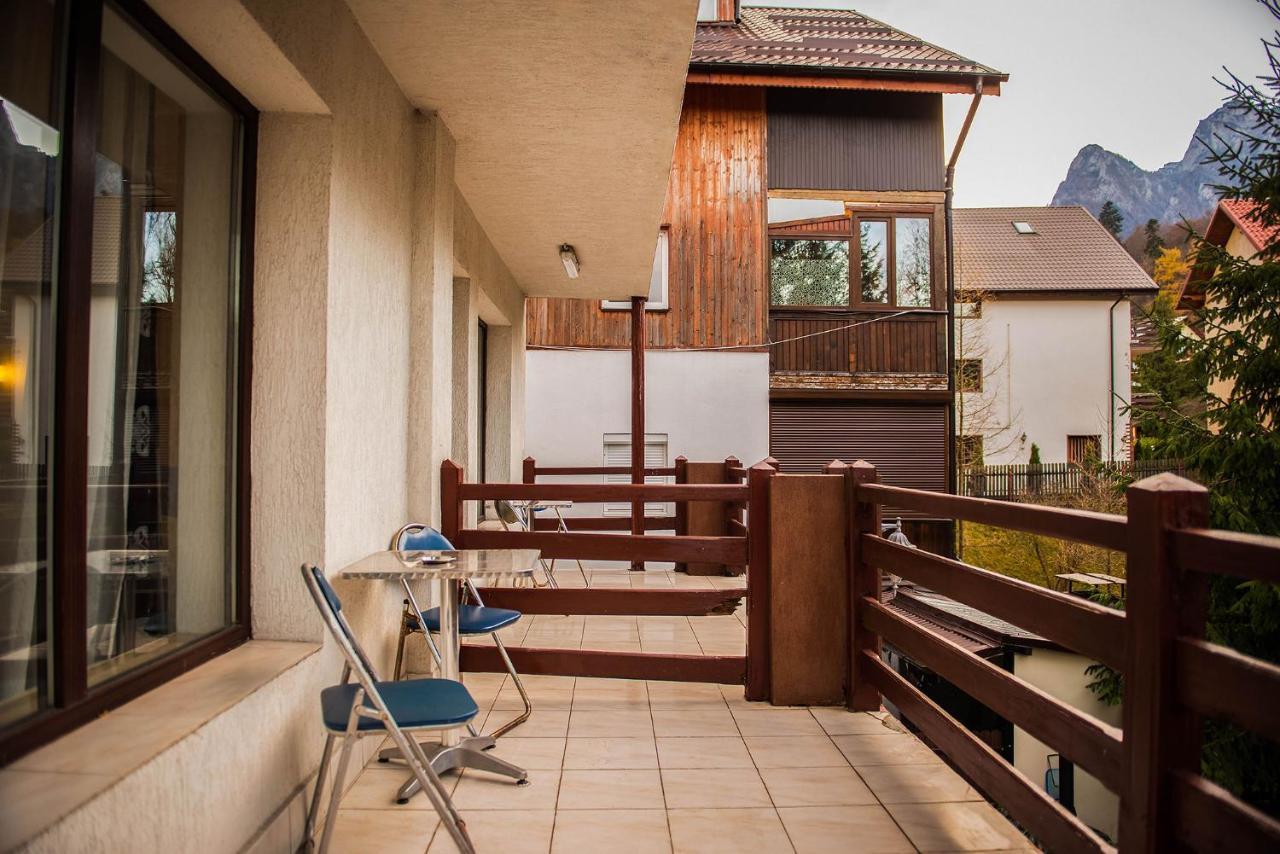 Hotel Casa Maia Buşteni Exterior foto